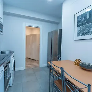 Valdecilla Center Apartamento